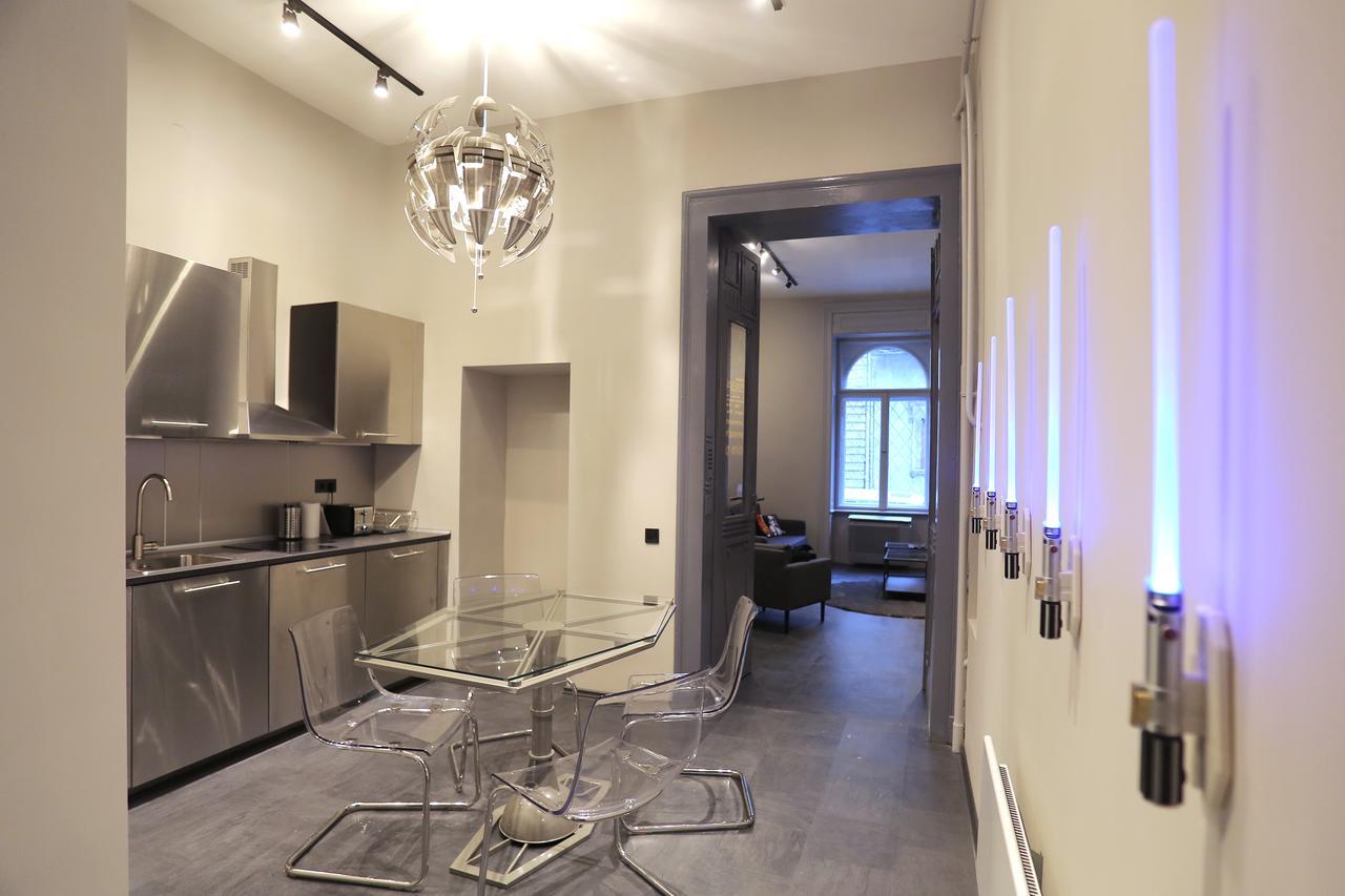 D.Five Galactic Apartment 布达佩斯 外观 照片